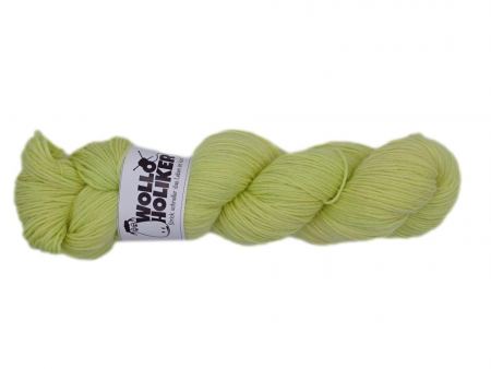 Basic-6fach *Lindenblüte*. Wolle kaufen Bremerhaven, handgefärbte Wolle