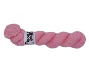 Basic *Zartrosa*. Wolle kaufen Bremerhaven, handgefärbte Wolle