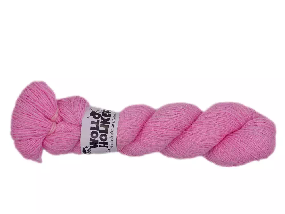 Handgefärbte Wolle - Wolloholiker Ballertuutje *Rosarote Brille* - Handgefärbte Wolle aus Bremerhaven. Handgefärbte Wolle - Wolloholiker Ballertuutje *Rosarote Brille* - Handgefärbte Wolle aus Bremerhaven.