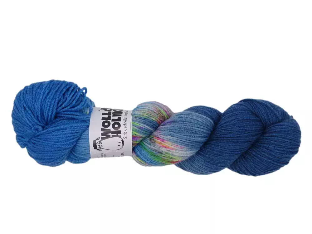 Handgefärbte Wolle - Wolloholiker Plüschmors *Blaukissen* - Handgefärbte Wolle aus Bremerhaven. Handgefärbte Wolle - Wolloholiker Plüschmors *Blaukissen* - Handgefärbte Wolle aus Bremerhaven.