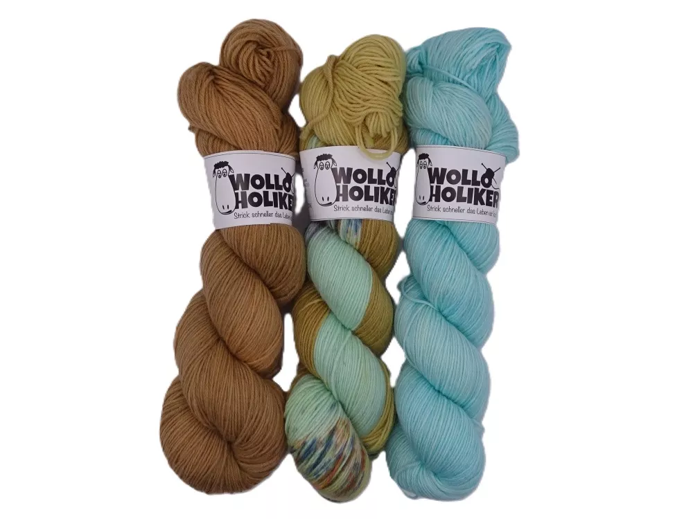 Handgefärbte Wolle - Wolloholiker Garnset Mondlichtgewebe *Gartenteich* - Handgefärbte Wolle aus Bremerhaven. Handgefärbte Wolle - Wolloholiker Garnset Mondlichtgewebe *Gartenteich* - Handgefärbte Wolle aus Bremerhaven.